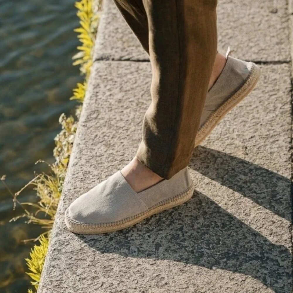 Light grey suede espadrilles by Fabiolas